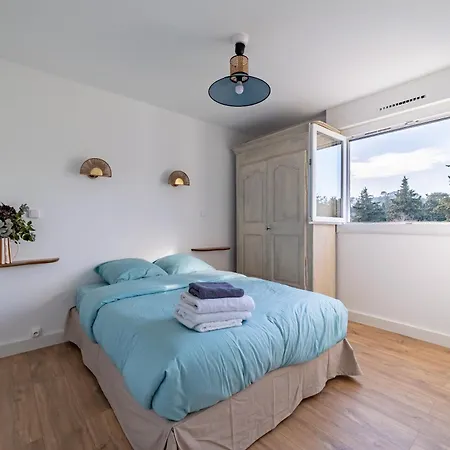 Fables Du Jardin De La Fontaine * Nîmes