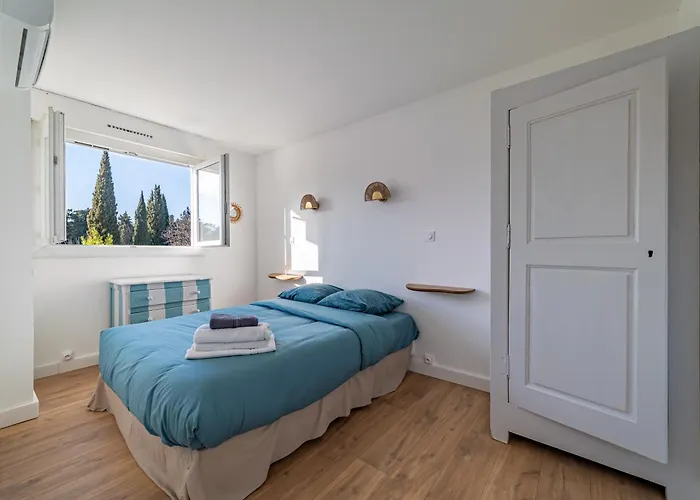 Lägenhet Fables Du Jardin De La Fontaine